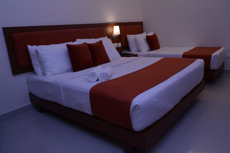 triple bed rooms in kanyakumari - Hotel The Gopinivas Grand