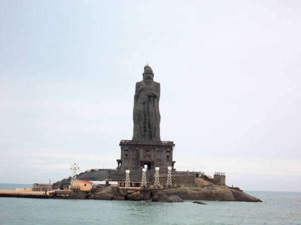 Thiruvalluvar Statue Kanyakumari